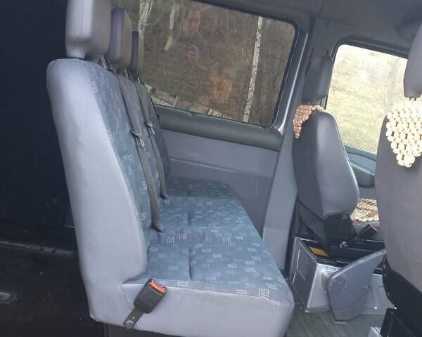 Серый Мерседес Sprinter, объемом двигателя 2.7 л и пробегом 368 тыс. км за 10000 $, фото 1 на Automoto.ua