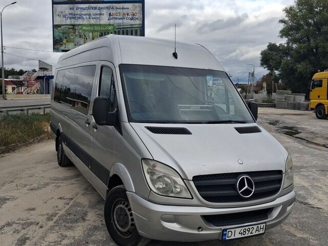 Серый Мерседес Sprinter, объемом двигателя 2.69 л и пробегом 466 тыс. км за 14727 $, фото 5 на Automoto.ua
