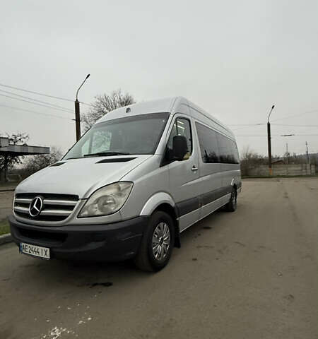 Сірий Мерседес Sprinter, об'ємом двигуна 2.69 л та пробігом 460 тис. км за 16500 $, фото 2 на Automoto.ua