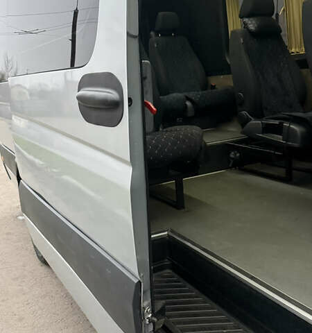 Сірий Мерседес Sprinter, об'ємом двигуна 2.69 л та пробігом 460 тис. км за 16500 $, фото 15 на Automoto.ua