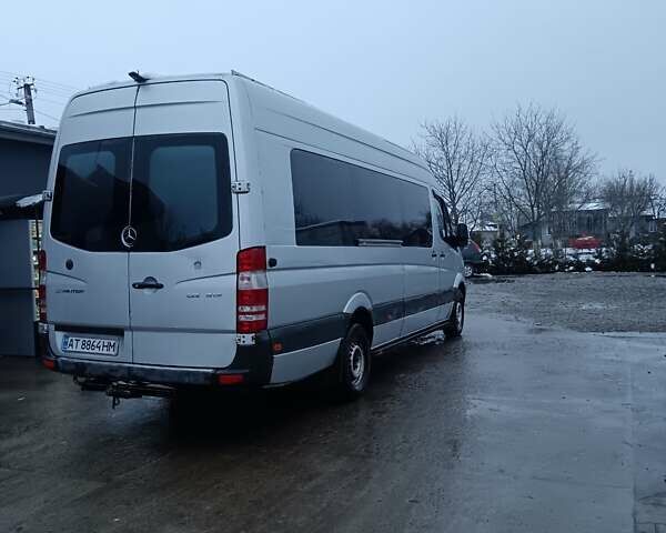 Серый Мерседес Sprinter, объемом двигателя 2.15 л и пробегом 870 тыс. км за 10950 $, фото 5 на Automoto.ua