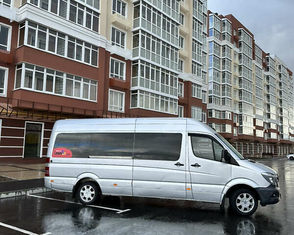 Сірий Мерседес Sprinter, об'ємом двигуна 2.99 л та пробігом 400 тис. км за 28500 $, фото 1 на Automoto.ua