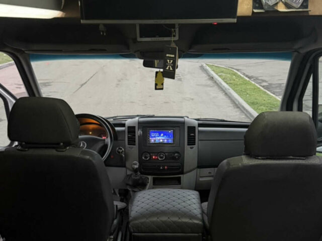 Серый Мерседес Sprinter, объемом двигателя 2.69 л и пробегом 460 тыс. км за 15500 $, фото 26 на Automoto.ua