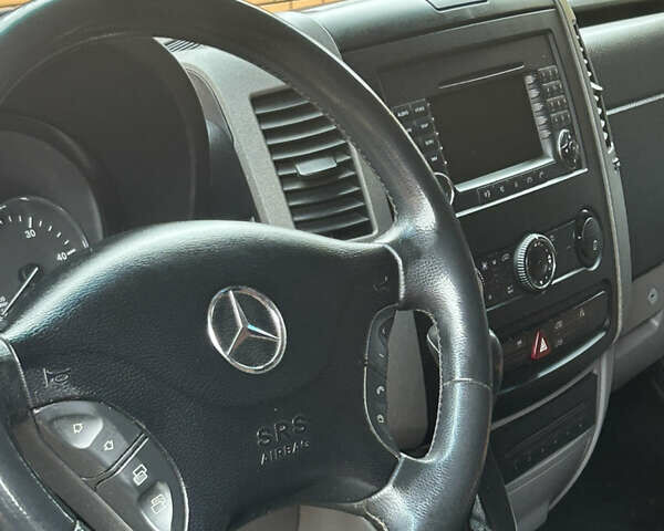 Сірий Мерседес Sprinter, об'ємом двигуна 2.2 л та пробігом 300 тис. км за 15999 $, фото 11 на Automoto.ua