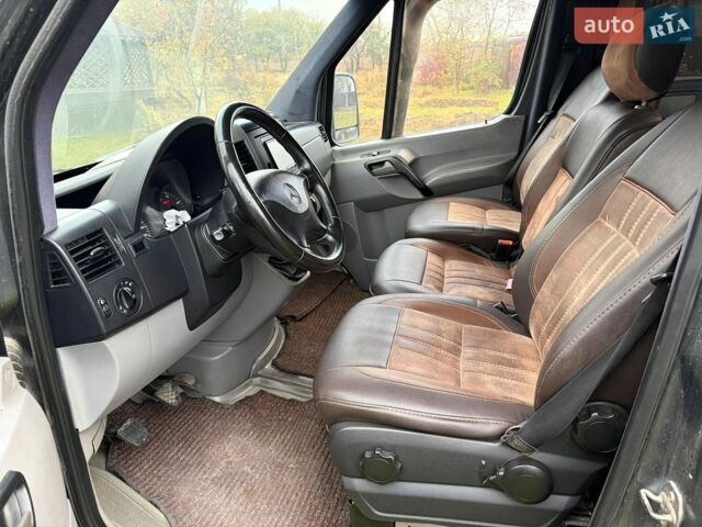 Серый Мерседес Sprinter, объемом двигателя 2.69 л и пробегом 100 тыс. км за 9800 $, фото 6 на Automoto.ua