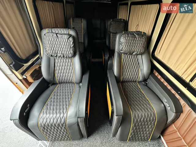 Сірий Мерседес Sprinter, об'ємом двигуна 2.99 л та пробігом 400 тис. км за 28500 $, фото 5 на Automoto.ua