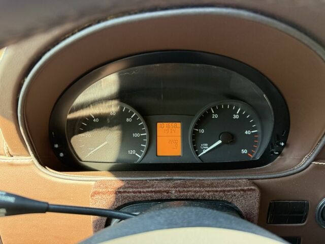 Серый Мерседес Sprinter, объемом двигателя 3 л и пробегом 100 тыс. км за 25000 $, фото 6 на Automoto.ua