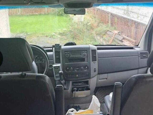 Сірий Мерседес Sprinter, об'ємом двигуна 2.9 л та пробігом 229 тис. км за 8153 $, фото 4 на Automoto.ua
