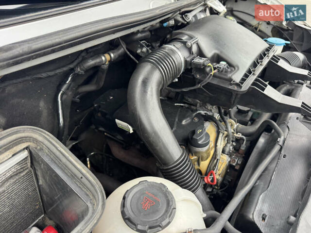 Серый Мерседес Sprinter, объемом двигателя 2.15 л и пробегом 672 тыс. км за 19000 $, фото 24 на Automoto.ua