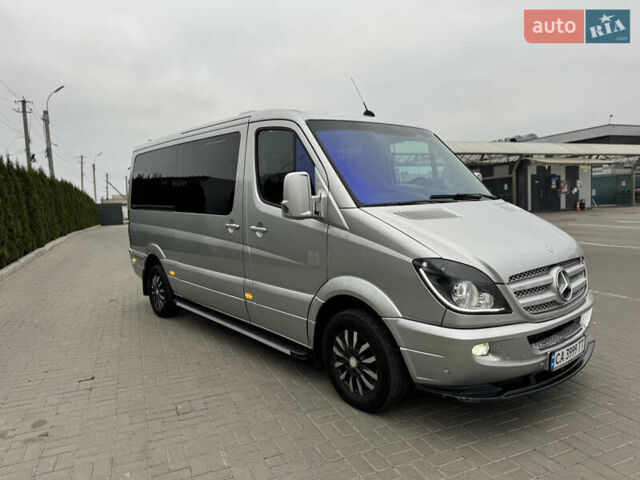 Серый Мерседес Sprinter, объемом двигателя 2.15 л и пробегом 672 тыс. км за 19000 $, фото 2 на Automoto.ua