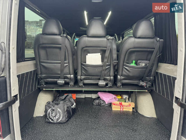Серый Мерседес Sprinter, объемом двигателя 2.15 л и пробегом 672 тыс. км за 19000 $, фото 20 на Automoto.ua