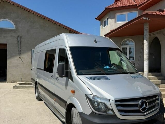 Серый Мерседес Sprinter, объемом двигателя 2.99 л и пробегом 500 тыс. км за 29232 $, фото 1 на Automoto.ua