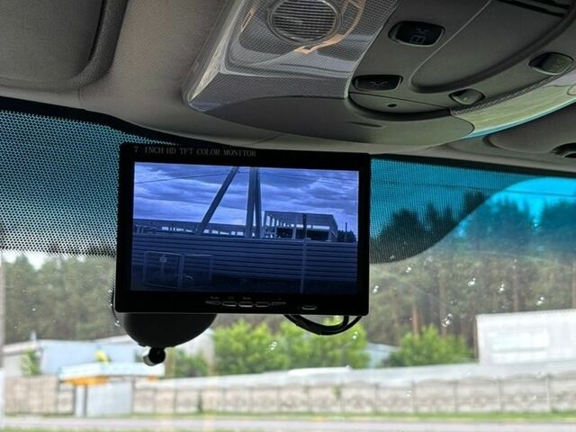 Серый Мерседес Sprinter, объемом двигателя 2.99 л и пробегом 220 тыс. км за 45000 $, фото 7 на Automoto.ua