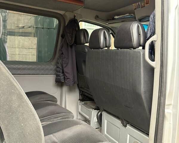 Серый Мерседес Sprinter, объемом двигателя 2.99 л и пробегом 570 тыс. км за 15800 $, фото 9 на Automoto.ua