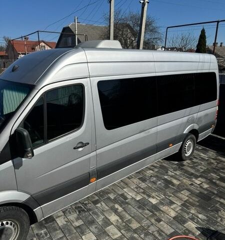 Серый Мерседес Sprinter, объемом двигателя 2.14 л и пробегом 375 тыс. км за 20000 $, фото 2 на Automoto.ua