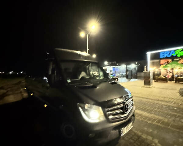 Серый Мерседес Sprinter, объемом двигателя 2.99 л и пробегом 299 тыс. км за 29500 $, фото 26 на Automoto.ua
