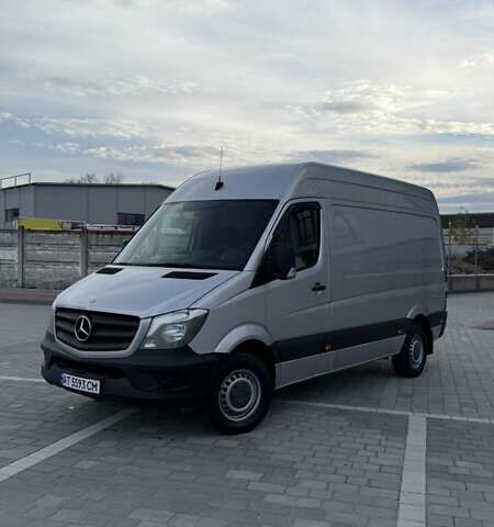 Серый Мерседес Sprinter, объемом двигателя 2.2 л и пробегом 289 тыс. км за 15200 $, фото 5 на Automoto.ua