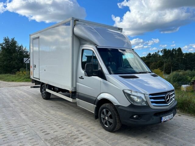 Серый Мерседес Sprinter, объемом двигателя 2.2 л и пробегом 243 тыс. км за 9600 $, фото 7 на Automoto.ua