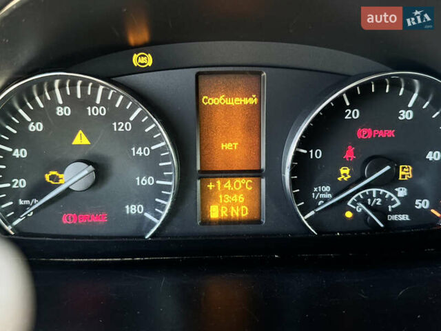 Серый Мерседес Sprinter, объемом двигателя 2.99 л и пробегом 299 тыс. км за 29500 $, фото 8 на Automoto.ua