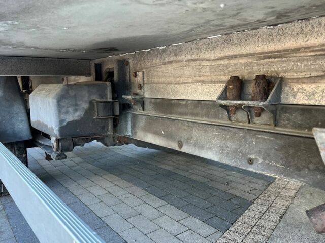 Серый Мерседес Sprinter, объемом двигателя 2.2 л и пробегом 243 тыс. км за 9600 $, фото 16 на Automoto.ua