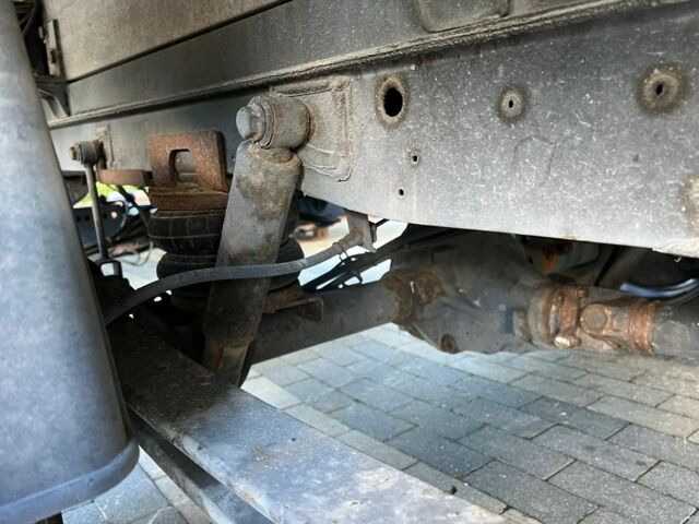 Серый Мерседес Sprinter, объемом двигателя 2.2 л и пробегом 243 тыс. км за 9600 $, фото 15 на Automoto.ua