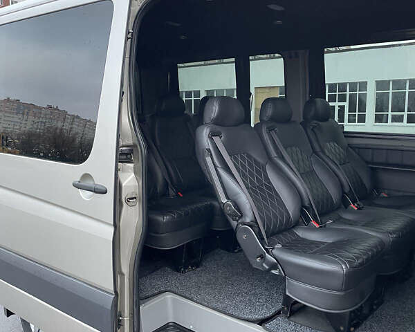 Серый Мерседес Sprinter, объемом двигателя 2.14 л и пробегом 410 тыс. км за 22379 $, фото 14 на Automoto.ua