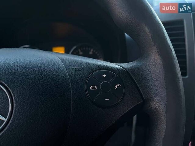 Серый Мерседес Sprinter, объемом двигателя 2.14 л и пробегом 322 тыс. км за 23990 $, фото 18 на Automoto.ua