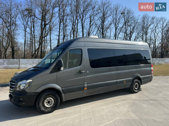 Серый Мерседес Sprinter, объемом двигателя 2.2 л и пробегом 250 тыс. км за 27650 $, фото 7 на Automoto.ua