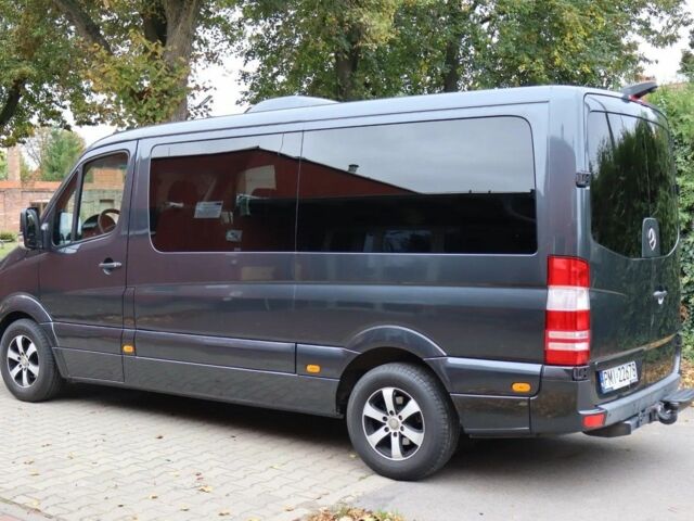 Серый Мерседес Sprinter, объемом двигателя 2.2 л и пробегом 132 тыс. км за 12200 $, фото 2 на Automoto.ua