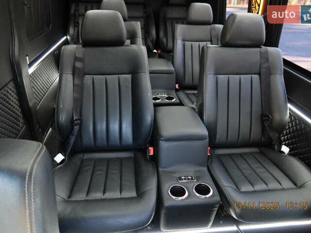 Серый Мерседес Sprinter, объемом двигателя 2.2 л и пробегом 317 тыс. км за 37000 $, фото 9 на Automoto.ua