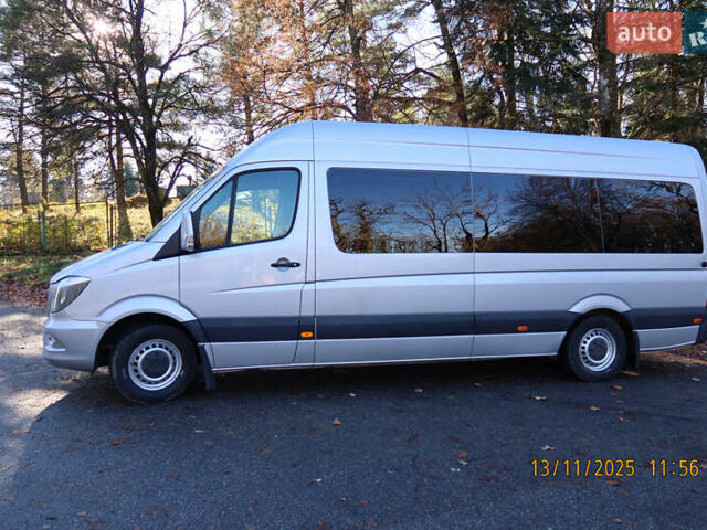 Серый Мерседес Sprinter, объемом двигателя 2.2 л и пробегом 317 тыс. км за 37000 $, фото 1 на Automoto.ua