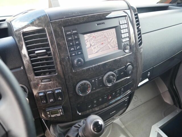 Сірий Мерседес Sprinter, об'ємом двигуна 2.2 л та пробігом 111 тис. км за 11000 $, фото 12 на Automoto.ua