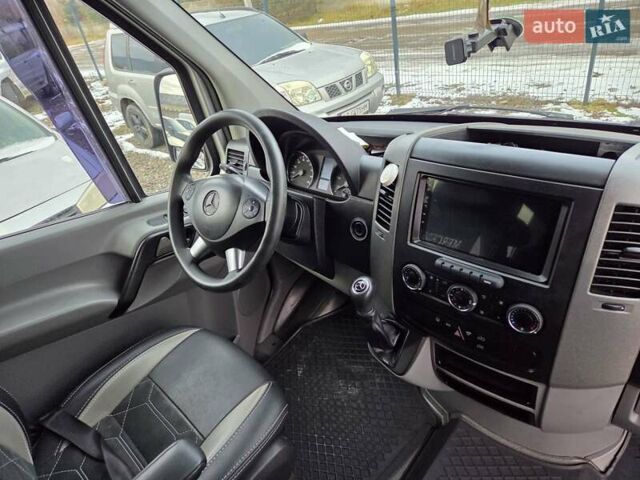 Серый Мерседес Sprinter, объемом двигателя 2.99 л и пробегом 399 тыс. км за 34500 $, фото 17 на Automoto.ua