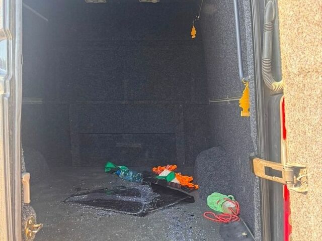 Сірий Мерседес Sprinter, об'ємом двигуна 2.14 л та пробігом 437 тис. км за 13000 $, фото 14 на Automoto.ua