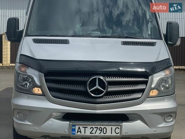 Серый Мерседес Sprinter, объемом двигателя 2.2 л и пробегом 437 тыс. км за 25500 $, фото 7 на Automoto.ua