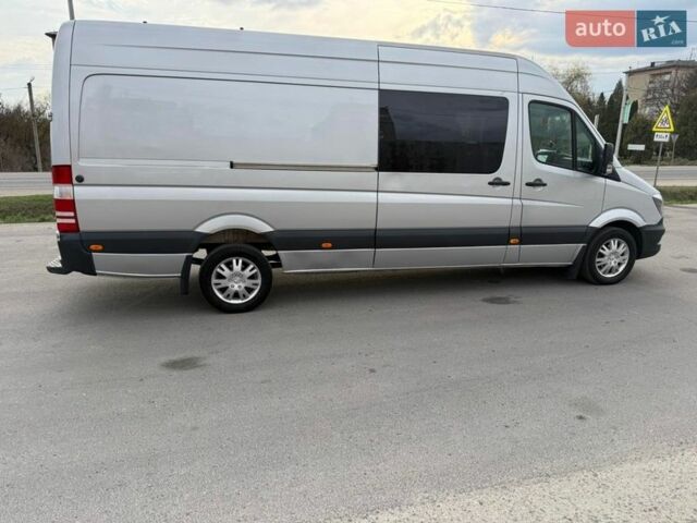 Серый Мерседес Sprinter, объемом двигателя 2.99 л и пробегом 430 тыс. км за 26400 $, фото 8 на Automoto.ua