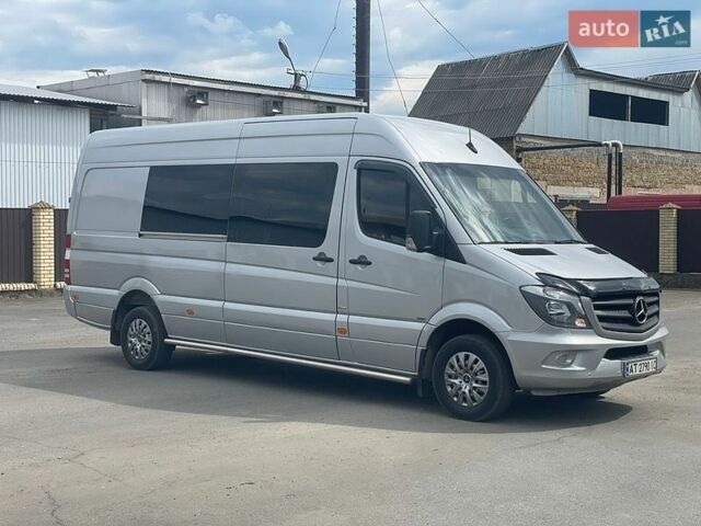 Серый Мерседес Sprinter, объемом двигателя 2.2 л и пробегом 437 тыс. км за 25500 $, фото 6 на Automoto.ua