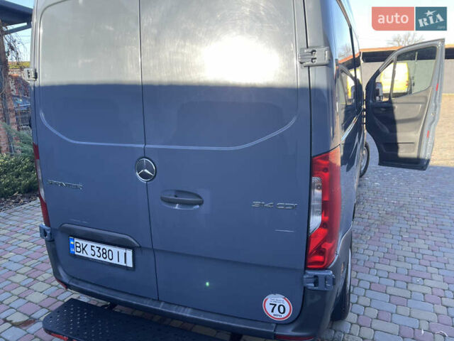 Серый Мерседес Sprinter, объемом двигателя 2.2 л и пробегом 455 тыс. км за 19900 $, фото 30 на Automoto.ua