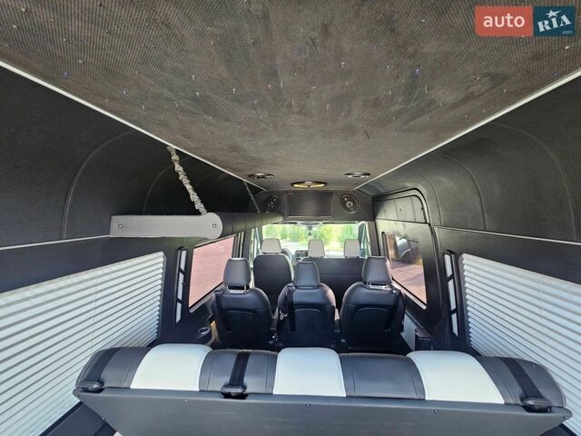 Серый Мерседес Sprinter, объемом двигателя 2.14 л и пробегом 265 тыс. км за 38777 $, фото 35 на Automoto.ua