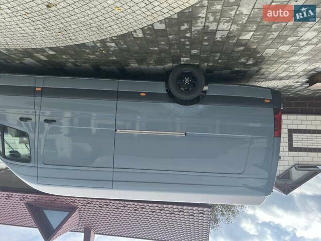 Сірий Мерседес Sprinter, об'ємом двигуна 2.99 л та пробігом 1 тис. км за 105000 $, фото 1 на Automoto.ua