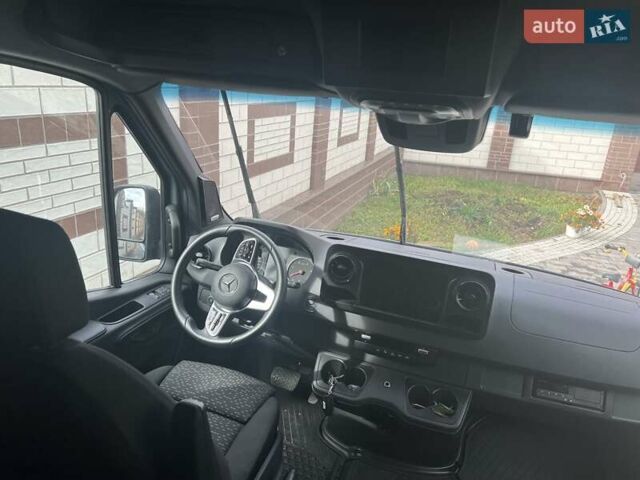 Сірий Мерседес Sprinter, об'ємом двигуна 2.99 л та пробігом 1 тис. км за 105000 $, фото 4 на Automoto.ua