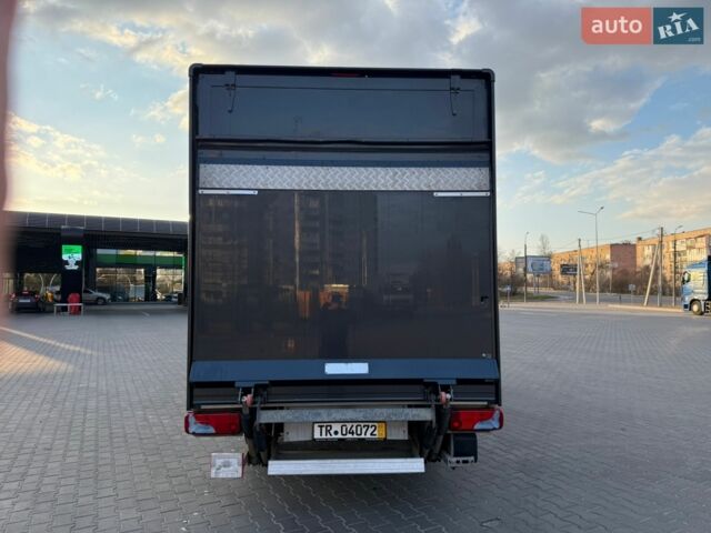 Серый Мерседес Sprinter, объемом двигателя 0 л и пробегом 240 тыс. км за 33000 $, фото 3 на Automoto.ua