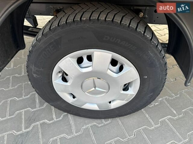 Серый Мерседес Sprinter, объемом двигателя 0 л и пробегом 240 тыс. км за 28700 $, фото 35 на Automoto.ua