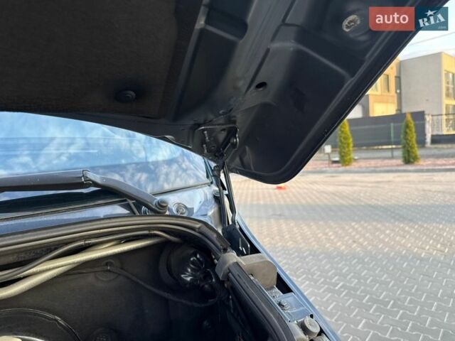 Серый Мерседес Sprinter, объемом двигателя 0 л и пробегом 240 тыс. км за 28700 $, фото 36 на Automoto.ua