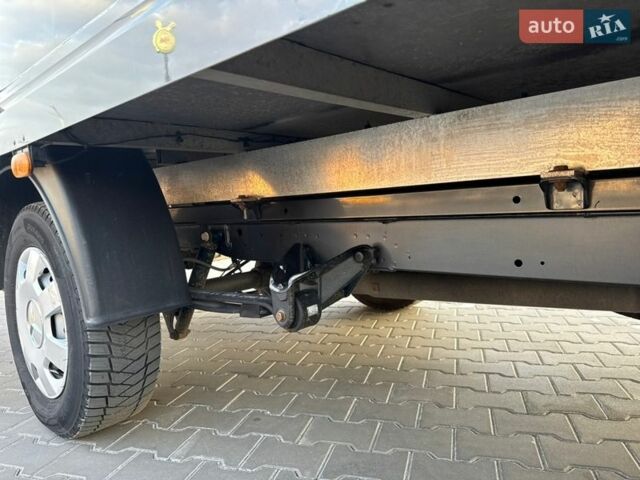 Серый Мерседес Sprinter, объемом двигателя 0 л и пробегом 240 тыс. км за 28700 $, фото 25 на Automoto.ua