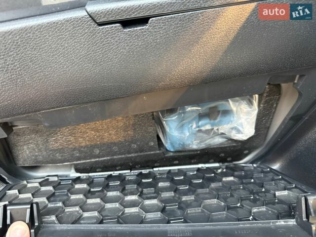 Сірий Мерседес Sprinter, об'ємом двигуна 0 л та пробігом 240 тис. км за 28500 $, фото 80 на Automoto.ua