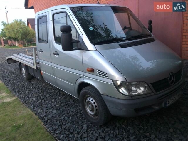Серый Мерседес Sprinter, объемом двигателя 2.69 л и пробегом 599 тыс. км за 13200 $, фото 1 на Automoto.ua