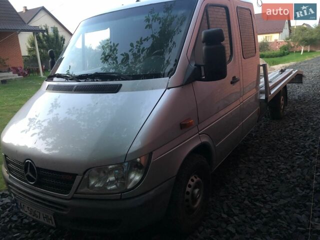 Серый Мерседес Sprinter, объемом двигателя 2.69 л и пробегом 599 тыс. км за 13200 $, фото 2 на Automoto.ua