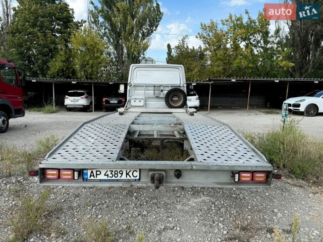 Серый Мерседес Sprinter, объемом двигателя 2.15 л и пробегом 315 тыс. км за 15600 $, фото 5 на Automoto.ua