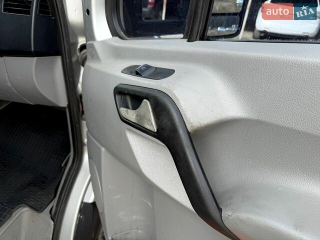 Серый Мерседес Sprinter, объемом двигателя 2.15 л и пробегом 315 тыс. км за 15600 $, фото 17 на Automoto.ua